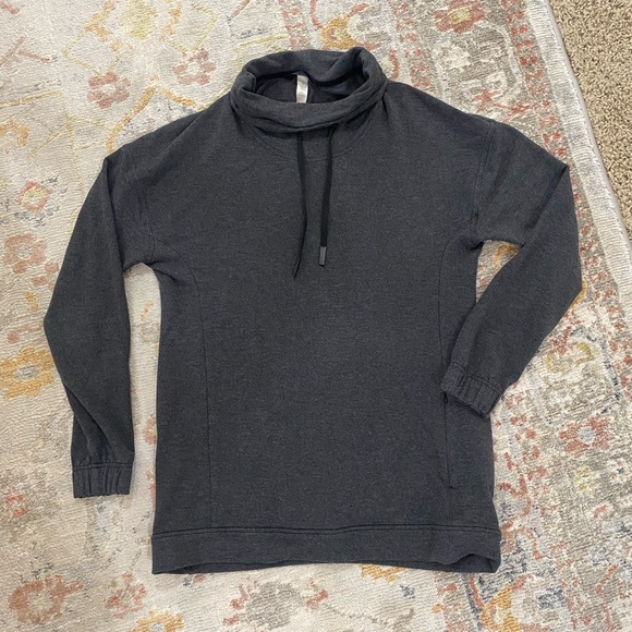 lululemon athletica Sweaters - lululemon athletica Charcoal Turtleneck Sweater